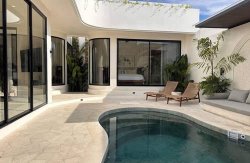 Pecatu Villa | 2BR Private Pool Villa Near Bingin Beach & Dreamland