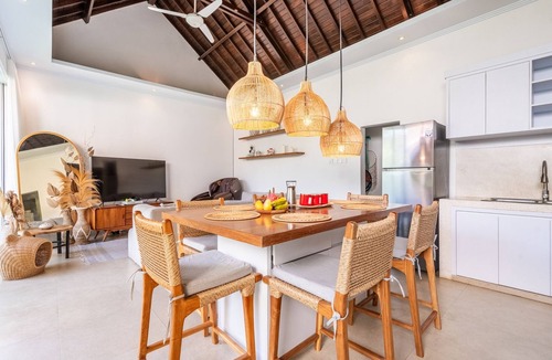 Berawa Villa | 3-Bedroom Jungle Amaranth Villa with Private Pool
