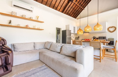 Berawa Villa | 3-Bedroom Jungle Amaranth Villa with Private Pool