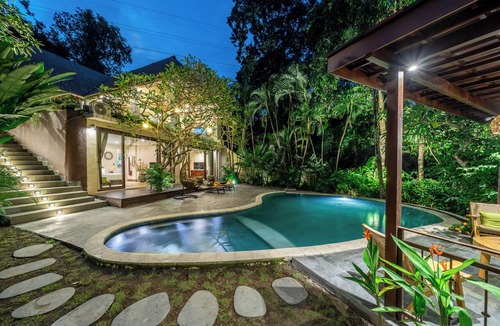 Buwit Villa | 3-bedroom Villa in beautiful Tabanan with rice field and river view