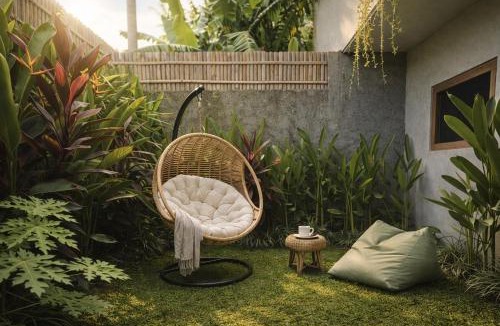 Tibubeneng Cabin | 3BR Private Pool Villa, 7 Min Walk to Nirvana Gym Canggu