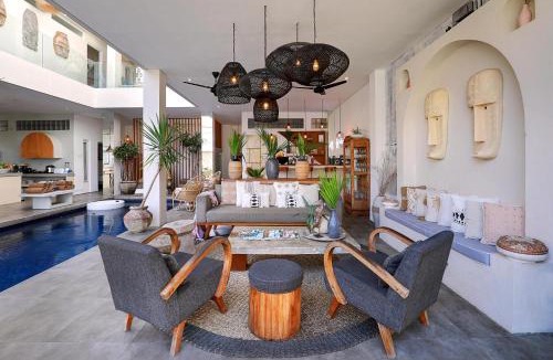 Dyanapura Villa | 5 min walk to Seminyak Beach - Architect Designed Luxury Villa - Private Butler & Breakfast