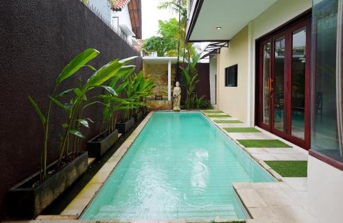 Sidakarya Villa | 6 Bedrooms Villa with Private Pool - Twin Villa Pengiyasan