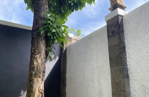 Kerambitan House | A private, charming corner house with 2-air conditioned bedrooms in Kerobokan.