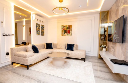 Sahloul Apartment | A Work of Art to Live In