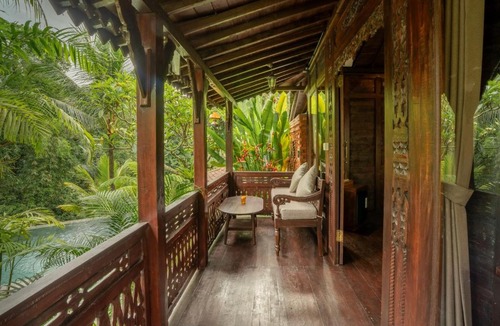 Melayang Resort | Aksmi Suites & Villas