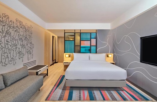 Downtown Kuta Hotel | Aloft by Marriott Bali Kuta at Beachwalk