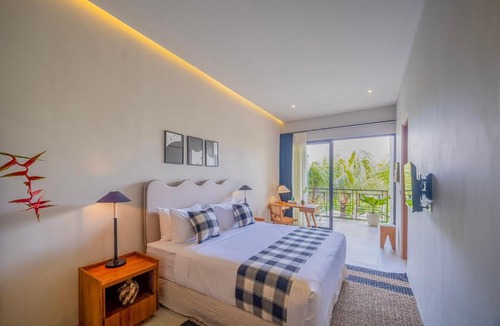 Petitenget Hotel | Anam Mani New Room Central Seminyak
