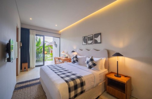 Petitenget Hotel | Anam Mani New Room Central Seminyak