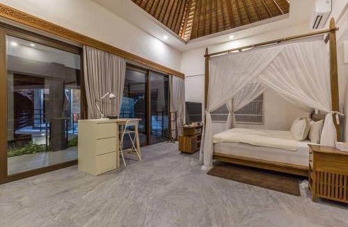 Kediri Villa | Angin Laut Bali - Amazing Ocean View Villa, 2 min walk to the beach