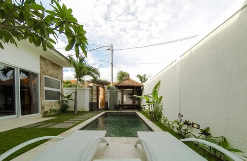 Sanur Villa | Anna Villa 2 w/ 8 mnts drive to beach