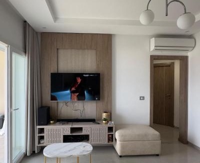 Chott Mariem Apartment | Apartment with sea view and pool access