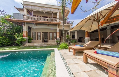 Bukit Villa | Asri Villa with Private Pool