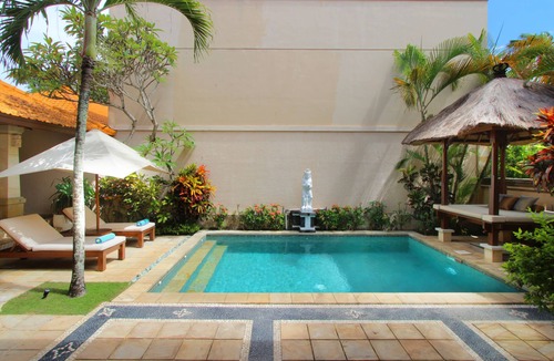 Bukit Villa | Asri Villa with Private Pool