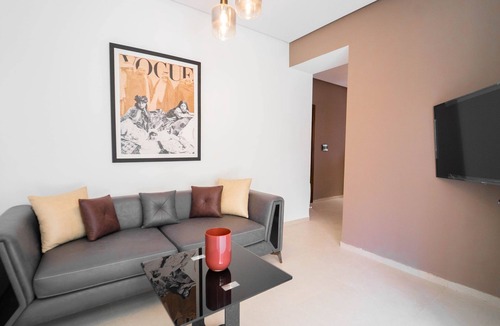 Sidi Abdel Aziz Apartment | Aurora Piscine Chauffée à quelques pas de la mer