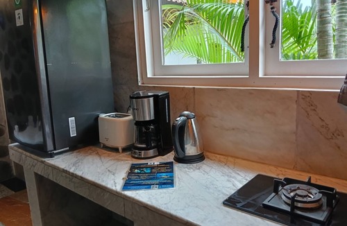 Purwakerti House | Beachside Amed Escape/Walk to Beach/Pool Access