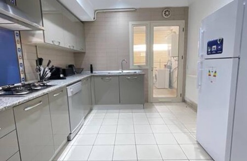 Les Berges Du Lac II Apartment | Black White Modern Spacious