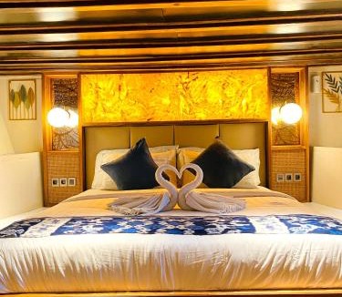 Denpasar Timur Boat Rental | Boat Open Trip Komodo