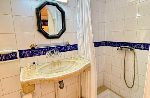 Sidi Abdel Aziz Apartment | Bungalow en bord de mer à La Marsa