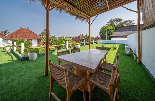Babakan Villa | Canggu Villa | Private Pool & Rooftop | Sleeps 6