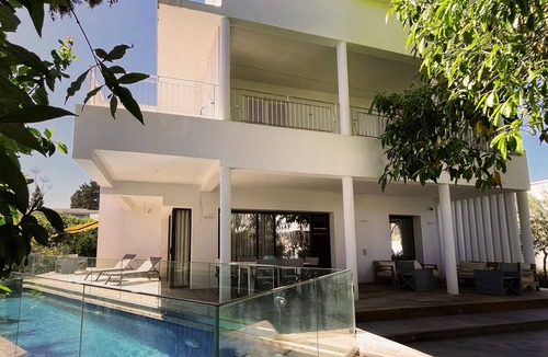 Amilcar Villa | Carthage Villa | 3BR Luxury · Pool · Garden