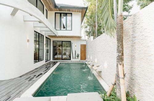 Sunset Road Villa | Casa Amore 4BR Seminyak