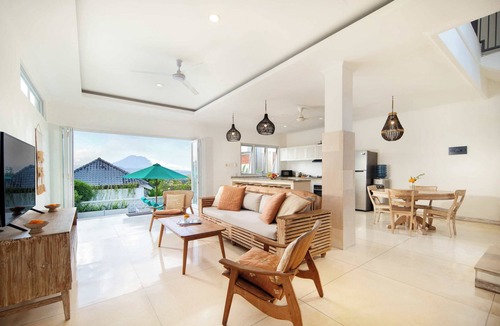 Jungut Batu Villa | Casa Batu - 4 Bedroom Villa
