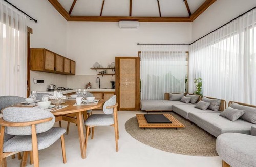 Penestanan Villa | Casa Mira Villa by DH