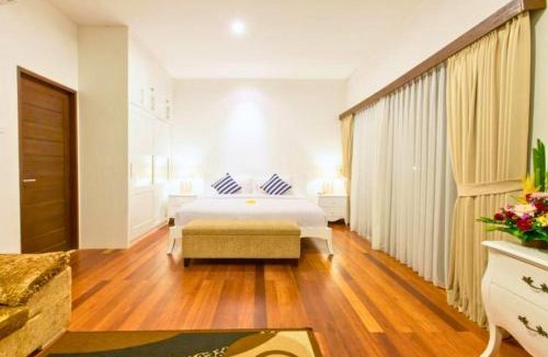 Batu Bolong Villa | Cecelia 2 BR Private Pool Villa