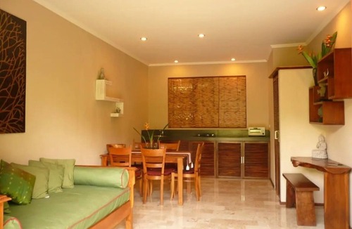 Ubud Apartment | Charming 1-bedroom apartment with AC and pool