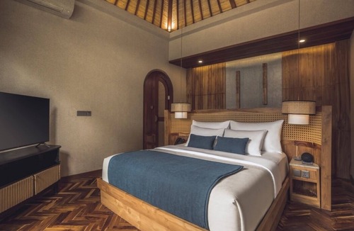 Sambahan Resort | Charming 2BR Retreat with Jacuzzi in Nature