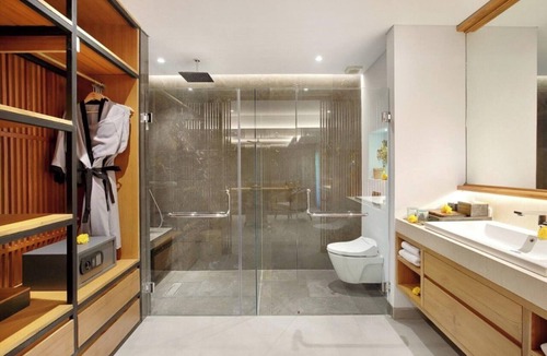 Ubud City-Centre Resort | Charming Grand Suite Forest View - Ubud