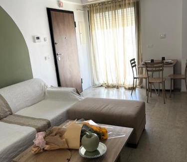 Les Jardins d'El Menzah 1 Apartment | Comfortable and Fresh Apartment