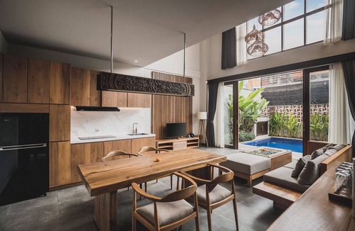 Batu Bolong Resort | Cozy 2BR Villa for Families & Friends in Canggu