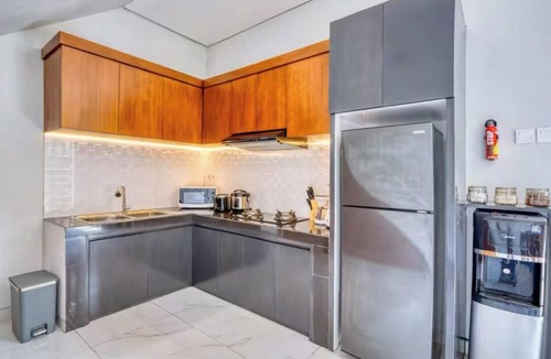 Kekeran Villa | Cozy 3-bedroom villa in Tumbak Bayuh with cool AC breeze Near Canggu