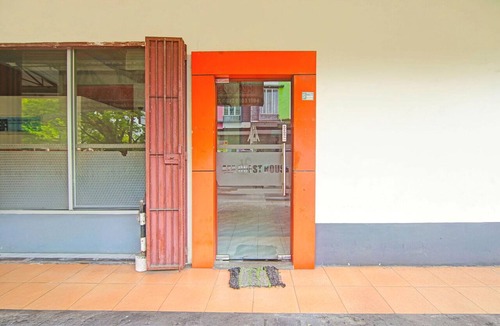 Panakkukang House | Cozy Double Near Panakkukang Mall