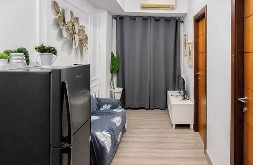 Panakkukang Apartment | Cozy Living 2Br At Vida View Makassar Apartment