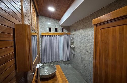 Buleleng Cabin | Deepa Villa Lovina