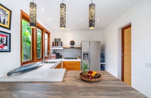 Kerobokan House | Designer 3BR w/Private Pool 5' drive @Beach BBQ Facility Seminyak–Canggu