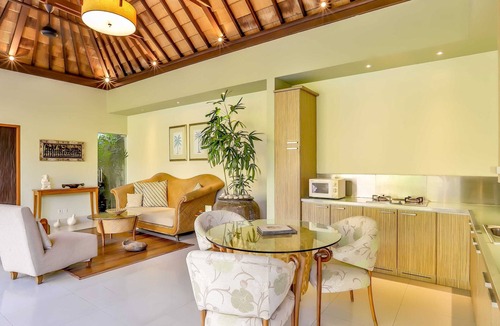 Laksmana Hotel | Disini Villa