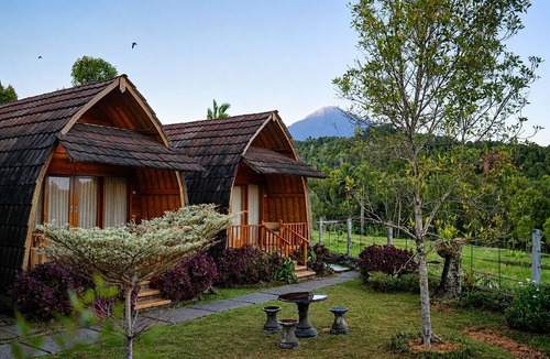 Banyuwedang Villa | DWM Umah Nuh Munduk By Reccoma