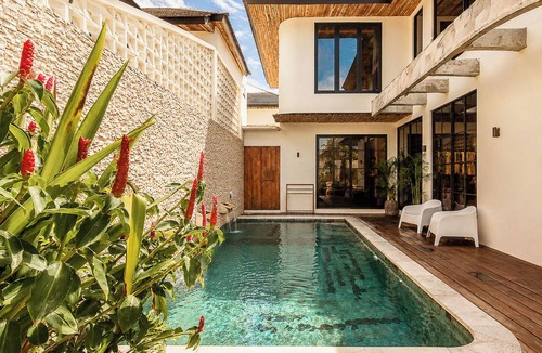 Sunset Road Villa | Elegant 4BR Seminyak Villa – 10min from the Shore