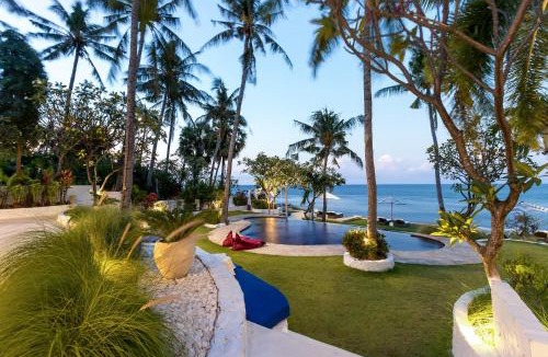 Tulamben Hotel | Executive deluxe room at kanna seafront estate