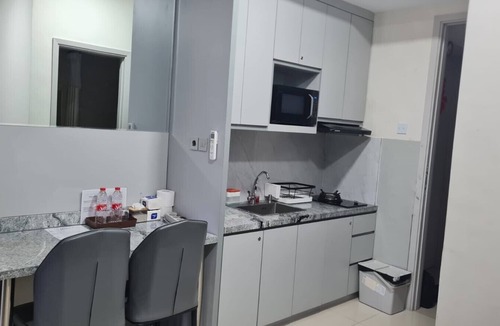 Surabaya Condo | Grand Sungkono Lagoon Caspian Apartment 1BR