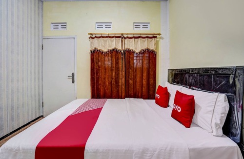 Oro Oro Ombo Hotel | Hotel O Lancar Homestay Syariah