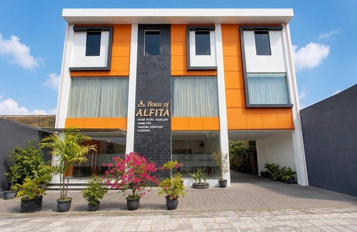 Catur Tunggal House | House of Alfita Deluxe Retreat