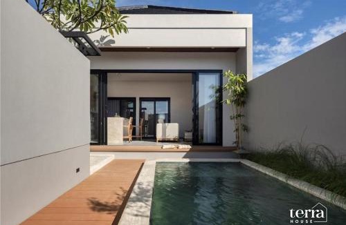 By Pass Ngurah Rai Villa | Terra House Jimbaran By Island Villa Managament