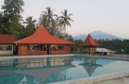 Kayangan Hotel | Kampoeng Joglo Ijen Banyuwangi