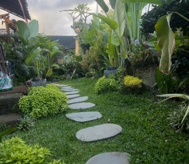 Negara House | KUBU YR Village