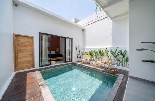 Umalas Villa | Kutesa Villa - Hidden Retreat with Rooftop & Town Views